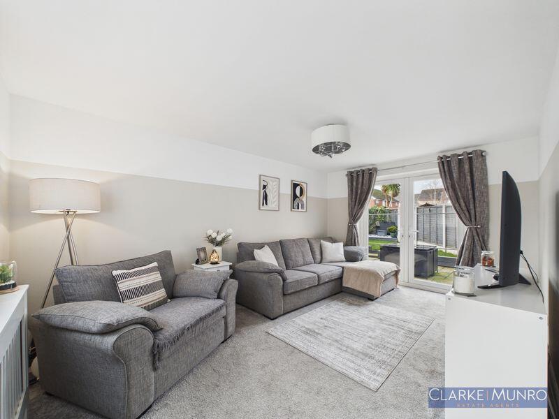Lismore Gardens, Thornaby - View 3