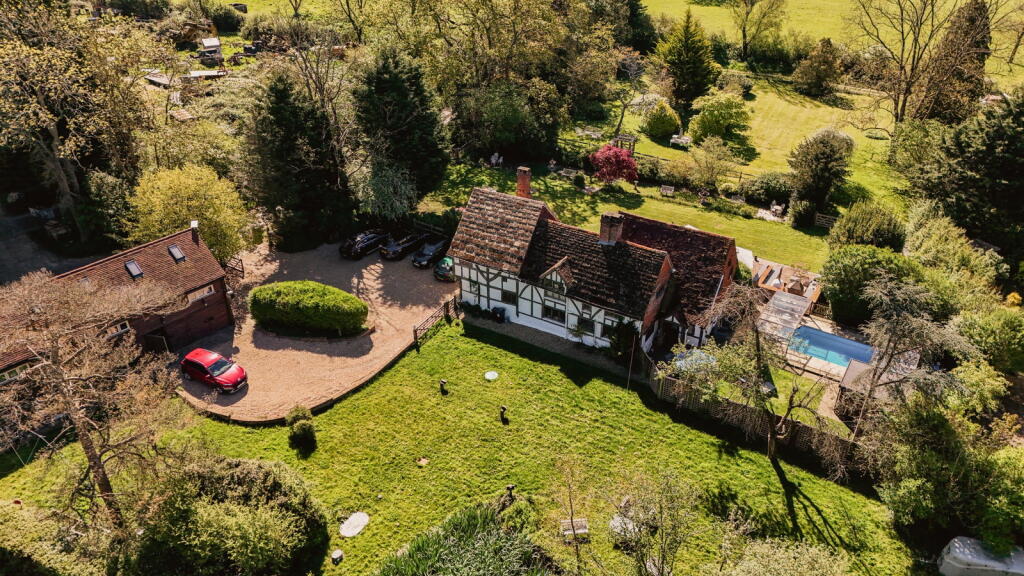 Main image of property: Cogmans Lane, Outwood, Redhill, RH1 5PS