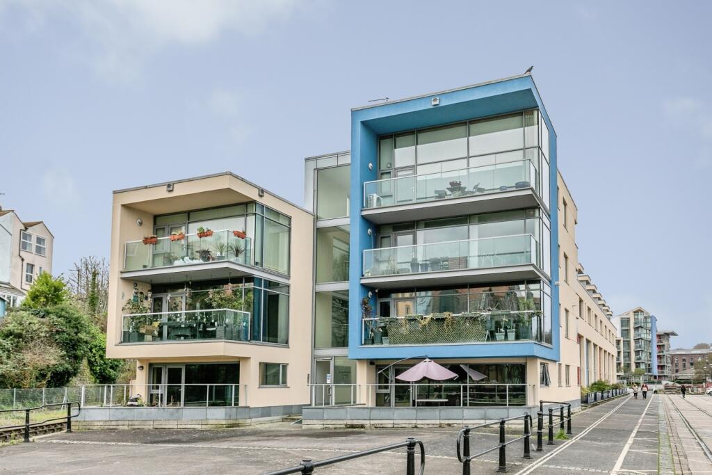 Main image of property: Caledonian Road, BRISTOL, BS1