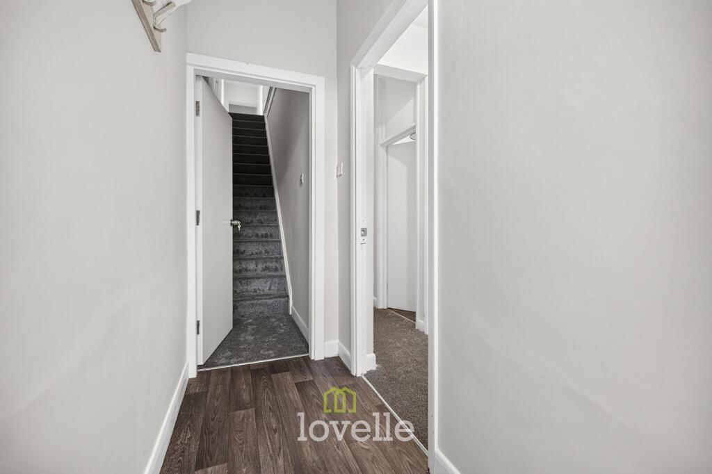 House in Doncaster - View 2
