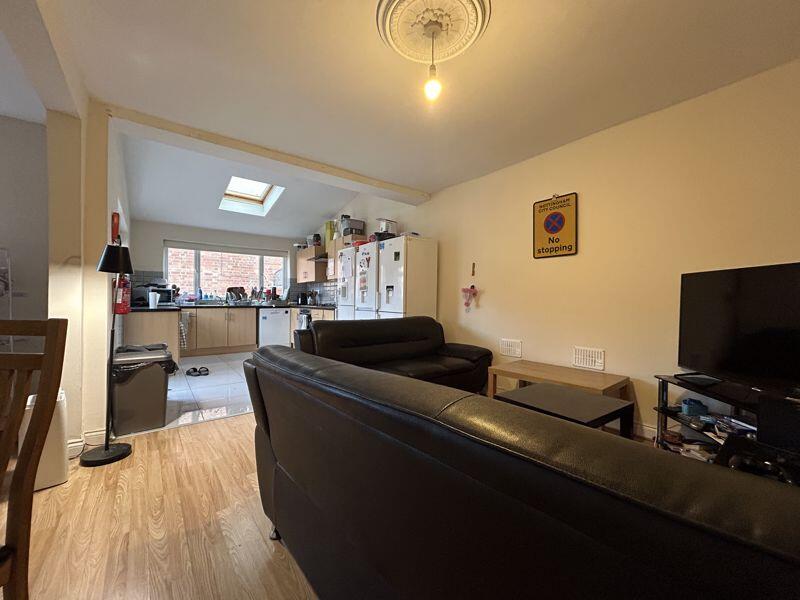 House in Nottingham - View 4