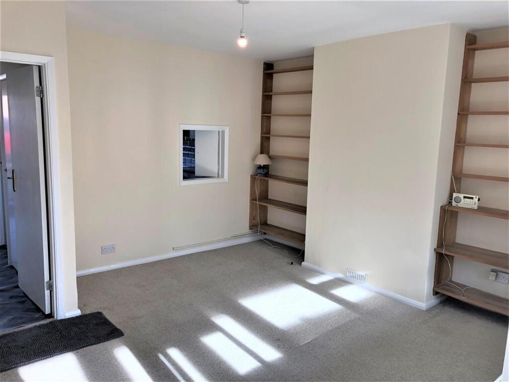 House in Canterbury - View 4