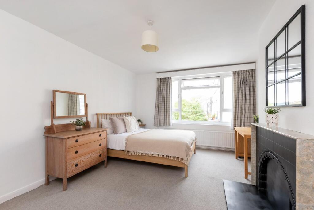 House in Bath - View 4