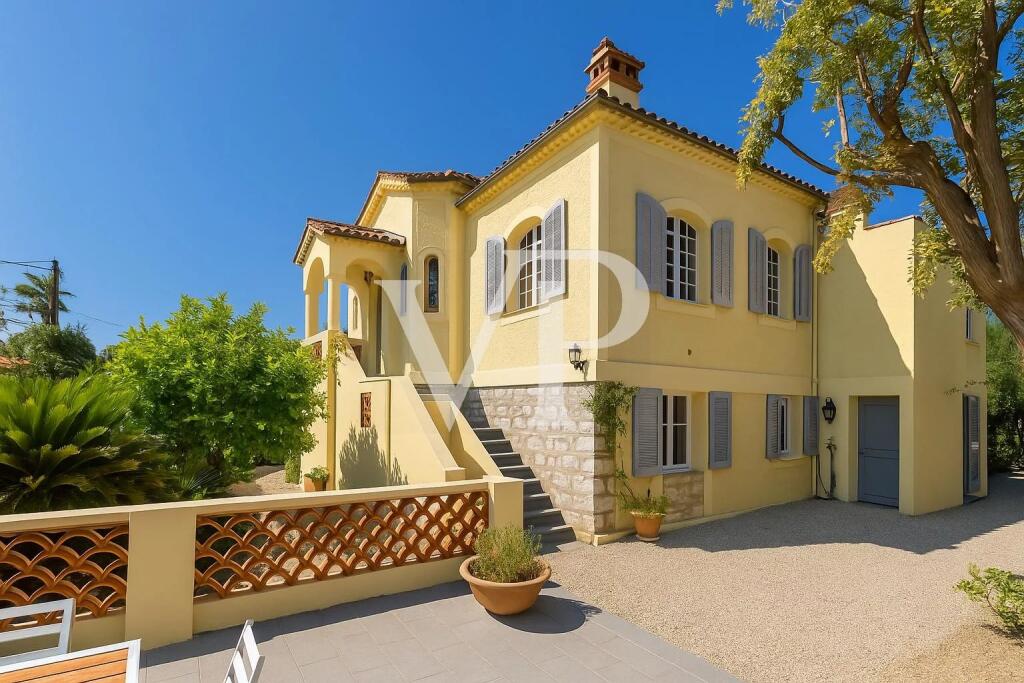Main image of property: Provence-Alps-Cote d`Azur, Alpes-Maritimes, Cagnes-sur-Mer