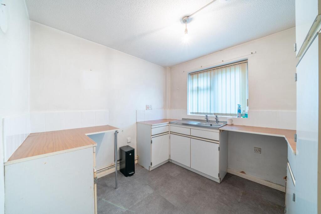 Grainger Avenue, West Bridgford, Nottingham photo 4