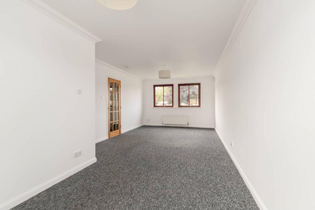 House in Edinburgh, Midlothian - View 2
