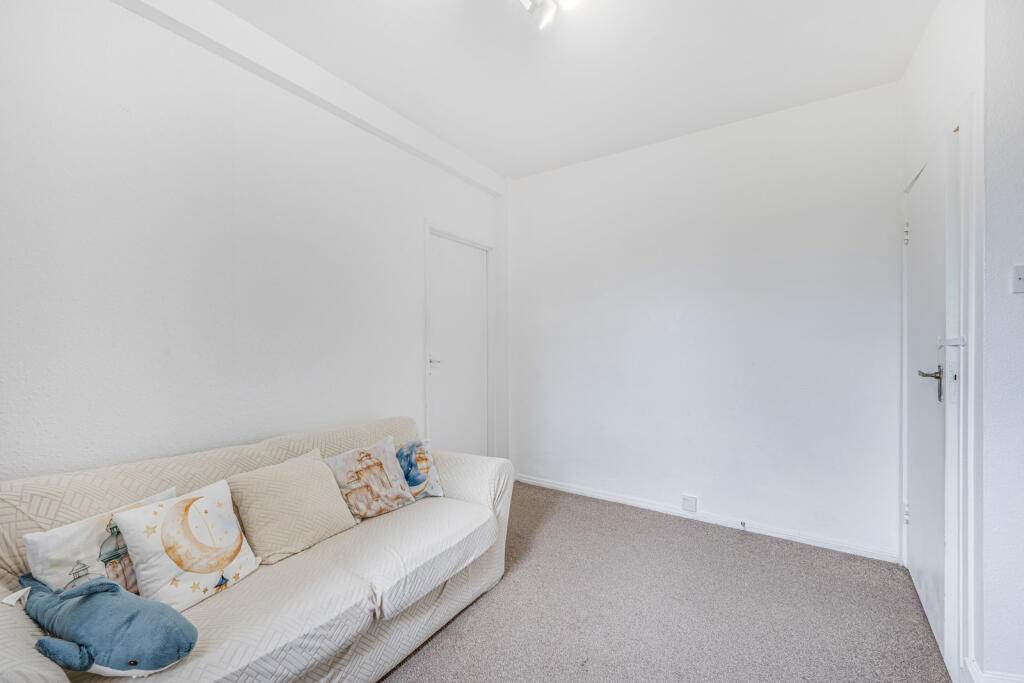 Apartment in London - View 2
