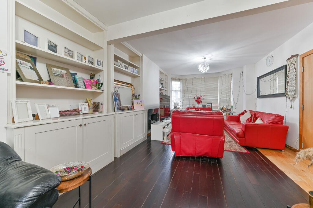 House in London - View 4