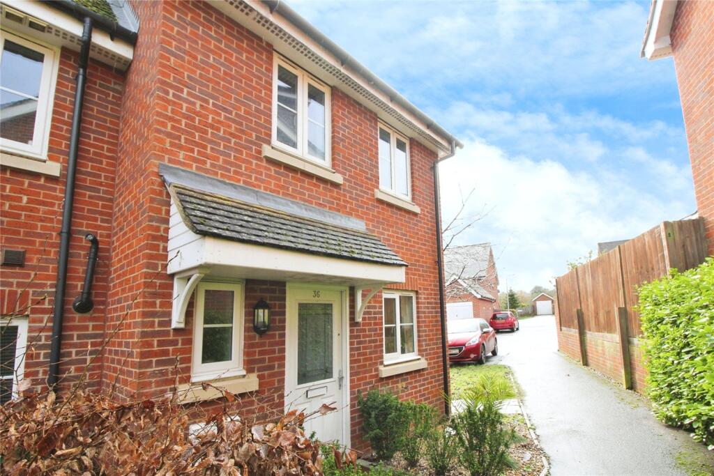 Main image of property: Ducketts Mead, Reading, RG2