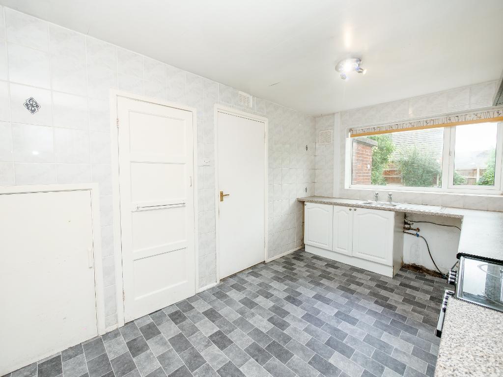 Churchill Avenue, Churchtown, Southport, Merseyside, PR9 9PX - View 6