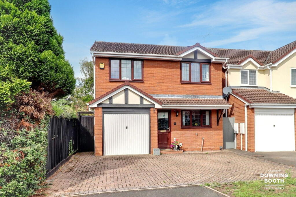 Main image of property: Hereford Way, Tamworth, B78 3XT