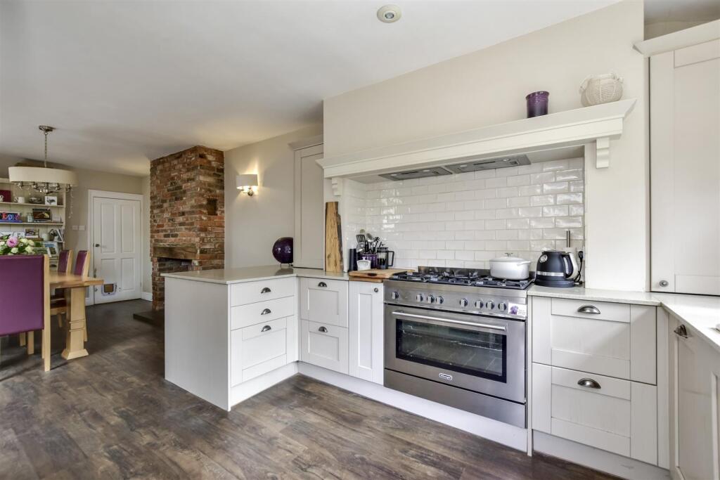 Kings Road, Berkhamsted - More