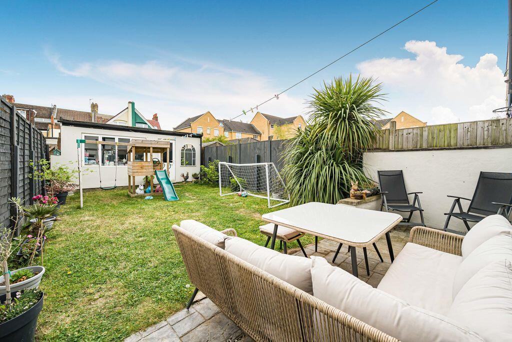 House in Dartford, Kent - View 4