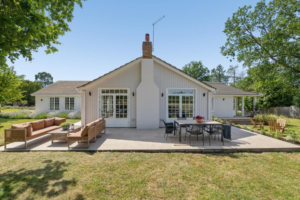 Main image of property: Green Lane, Churt, Farnham, Surrey, GU10