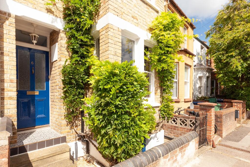 Main image of property: Temple Street, Oxford, Oxfordshire, OX4
