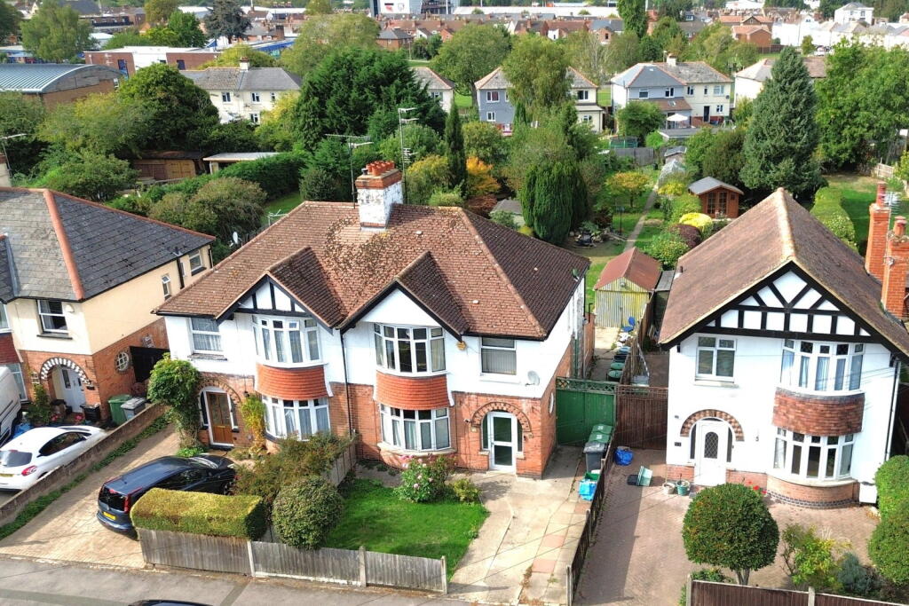 Main image of property: Oxford Road, Gloucester, GL1 3ED