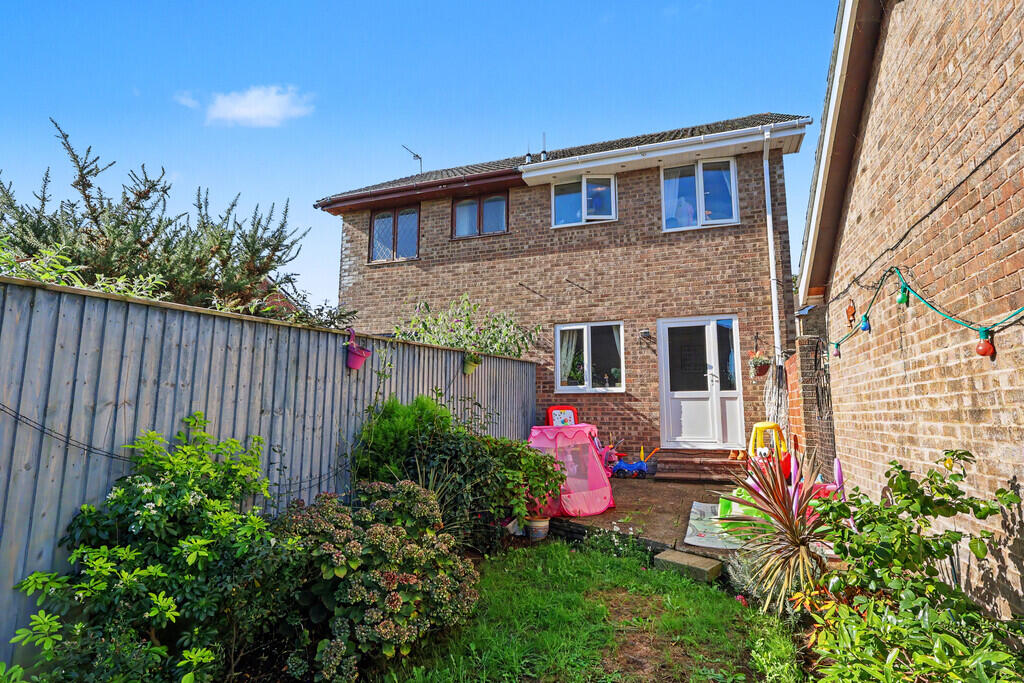 House in Poole, Creekmoor - View 2