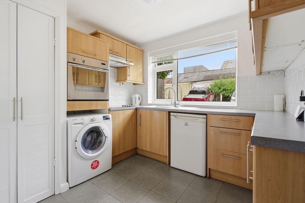 Charters Lane, Sunninghill - View 3