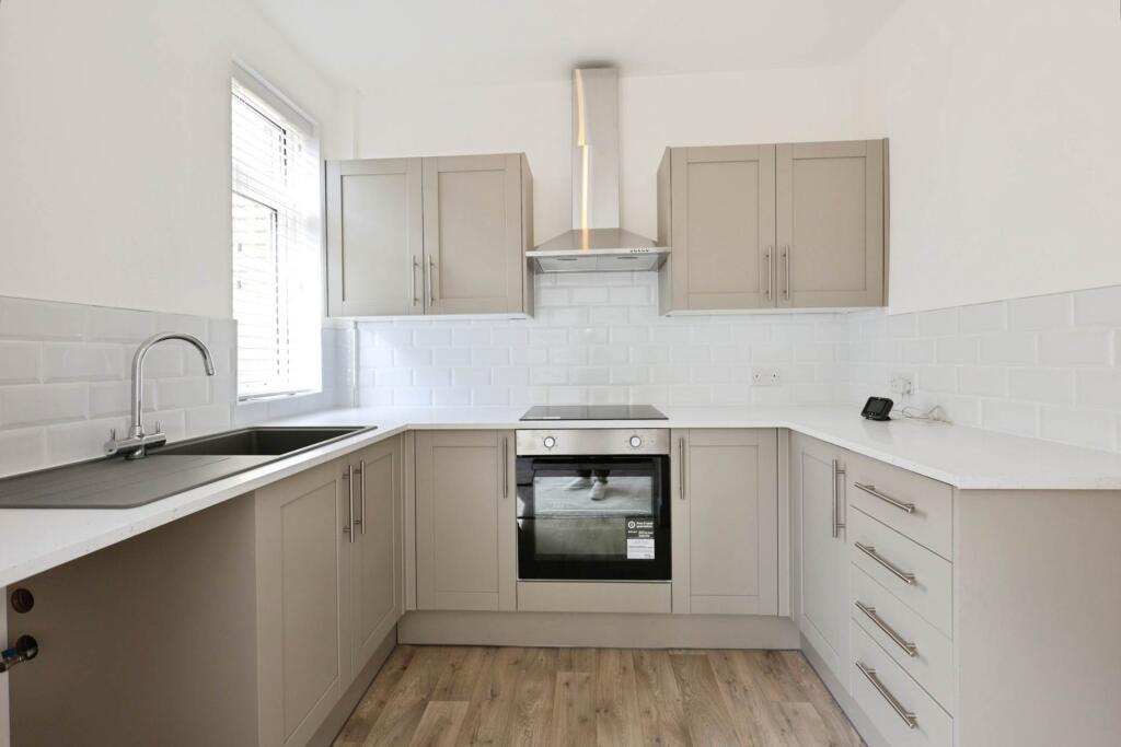 House in Wirral, Liverpool City Region - View 2