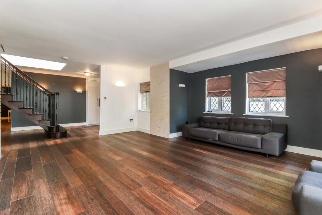 Additional image 8 of Hazel Road, Park Street, St. Albans