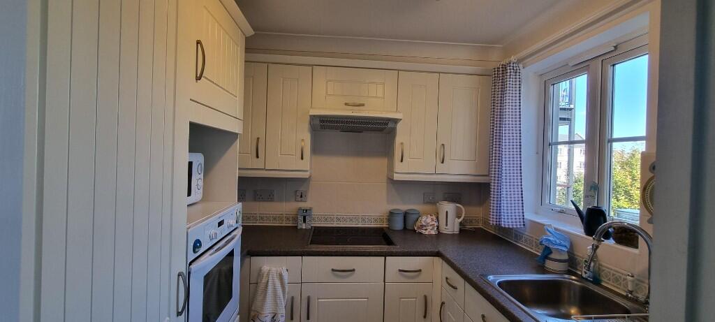 Apartment in Weston-super-Mare, Whitecross Village - More
