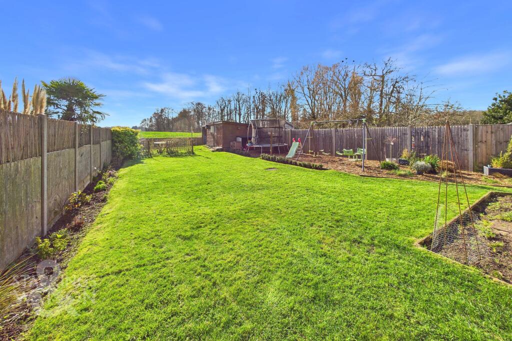 Burston Road, Gissing, Diss photo 3