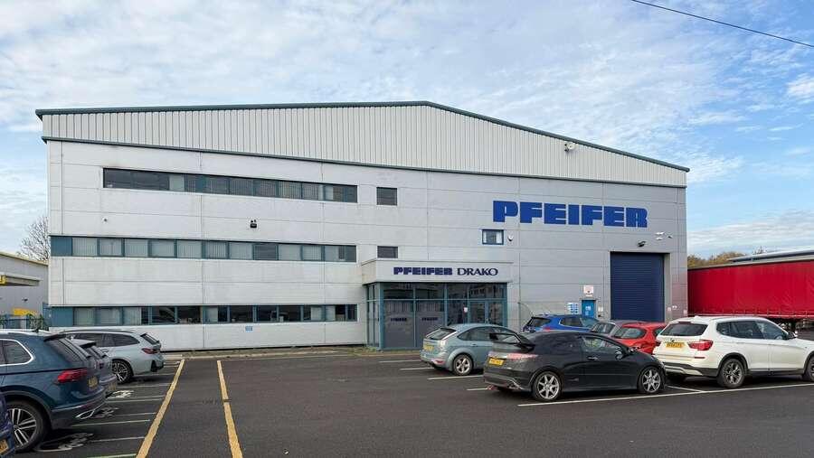 Main image of property: Marshfield Bank, Marshfield Bank