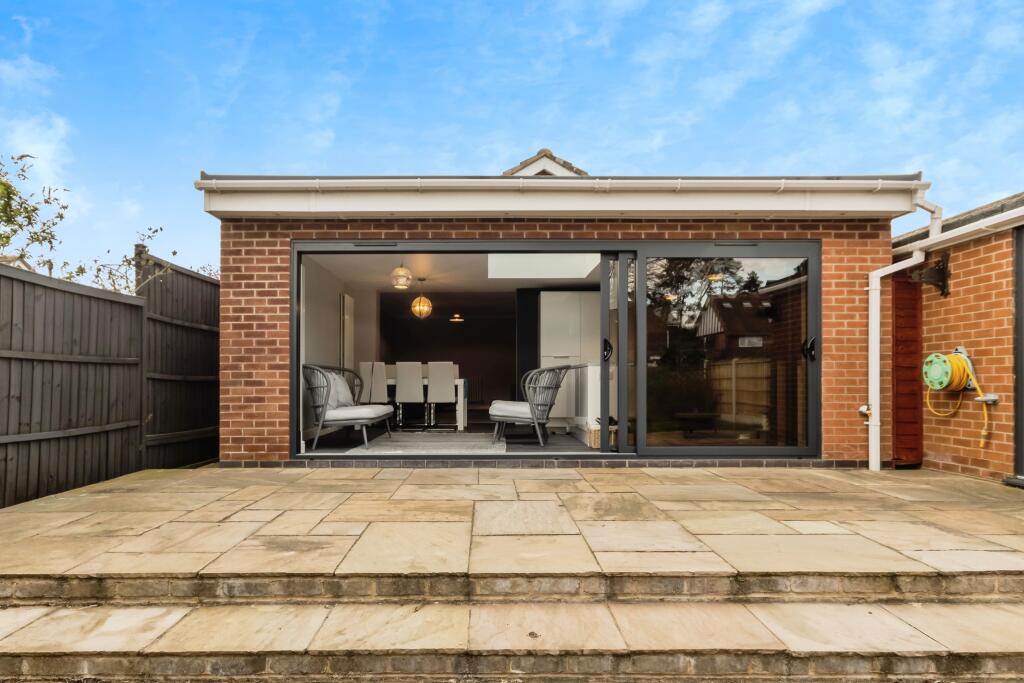 Main image of property: Fairham Close, Ruddington, Nottingham, Nottinghamshire, NG11