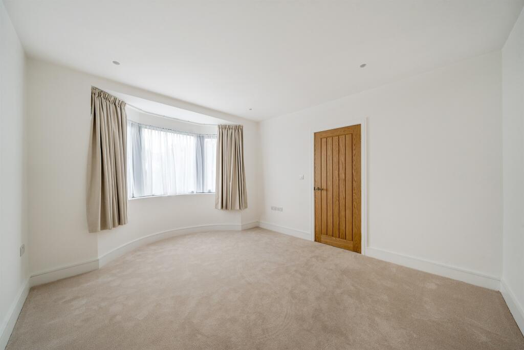 Additional image 12 of Mount Pleasant Lane, Bricket Wood, St. Albans