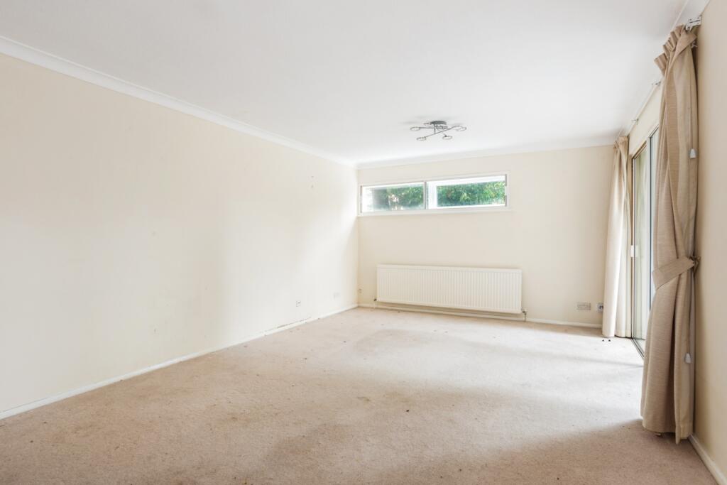 Apartment in St Albans, Harpenden - View 5