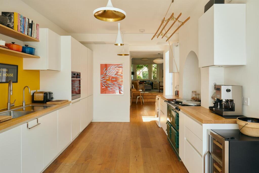 House in London - View 4