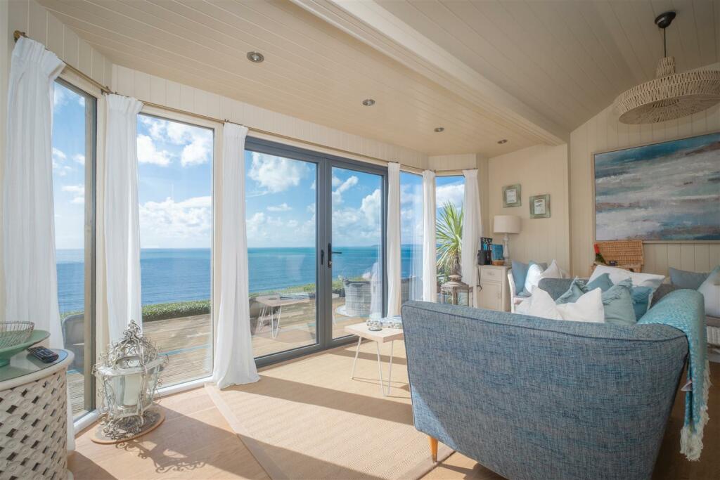 Whitsand Bay photo 3