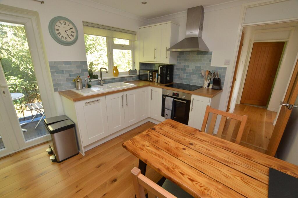Apartment in Exeter, Devon - View 5