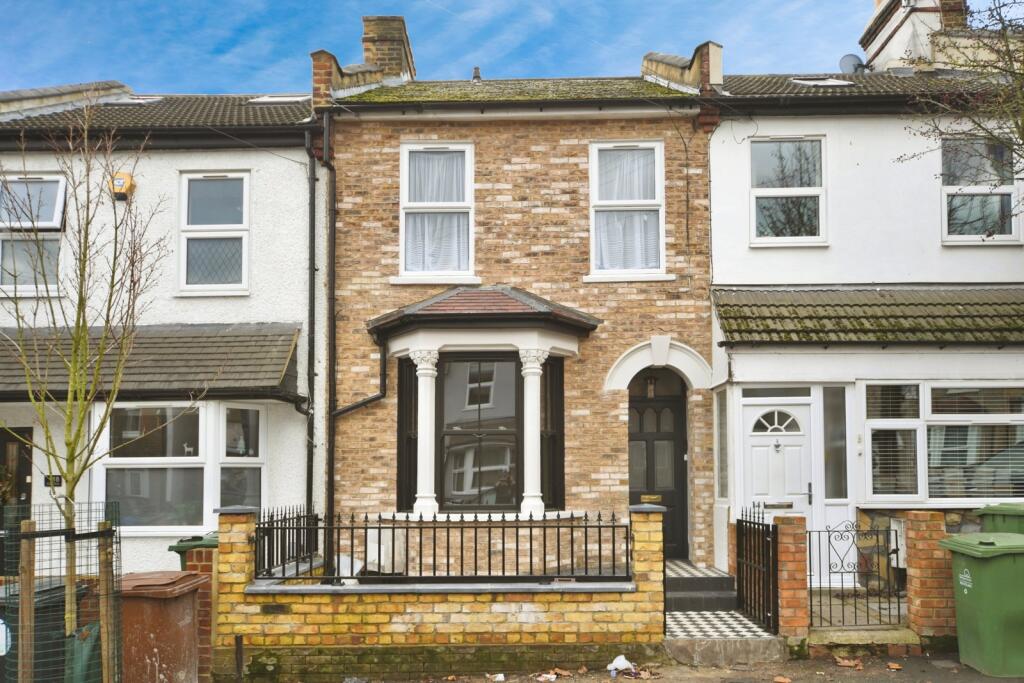 Main image of property: Carlton Road, Walthamstow, E17