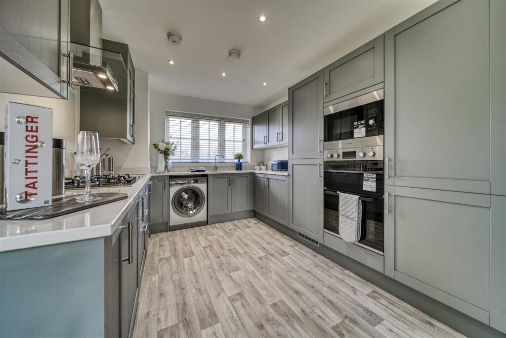 House in Southampton - View 3