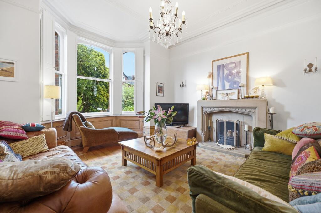 House in Stockport, Heaton Moor, The Four Heatons - View 3