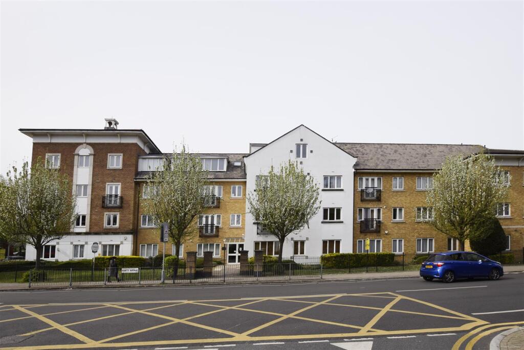 Main image of property: Forty Avenue, Wembley
