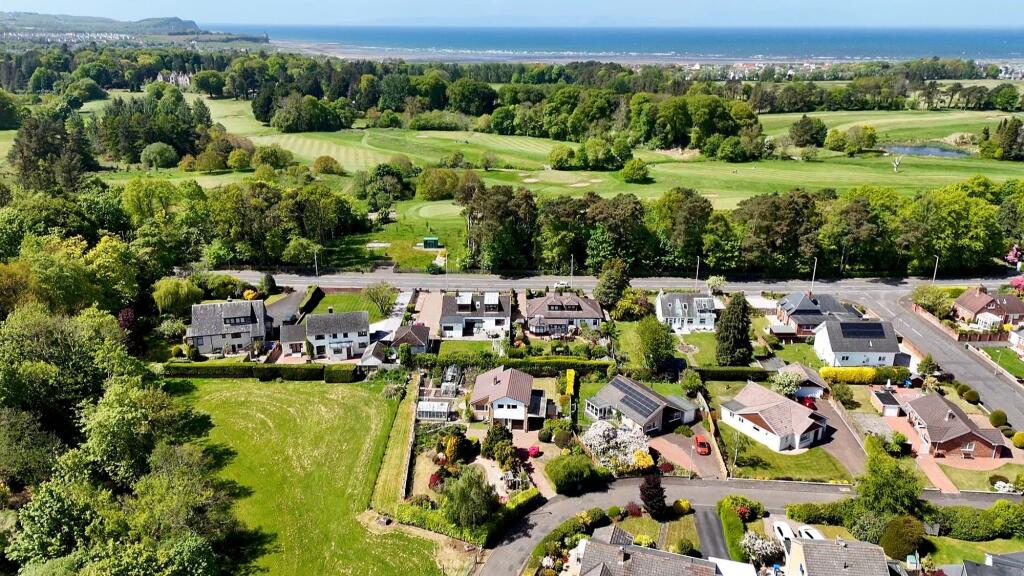 8, Knoll Park, Ayr, KA7 photo 4