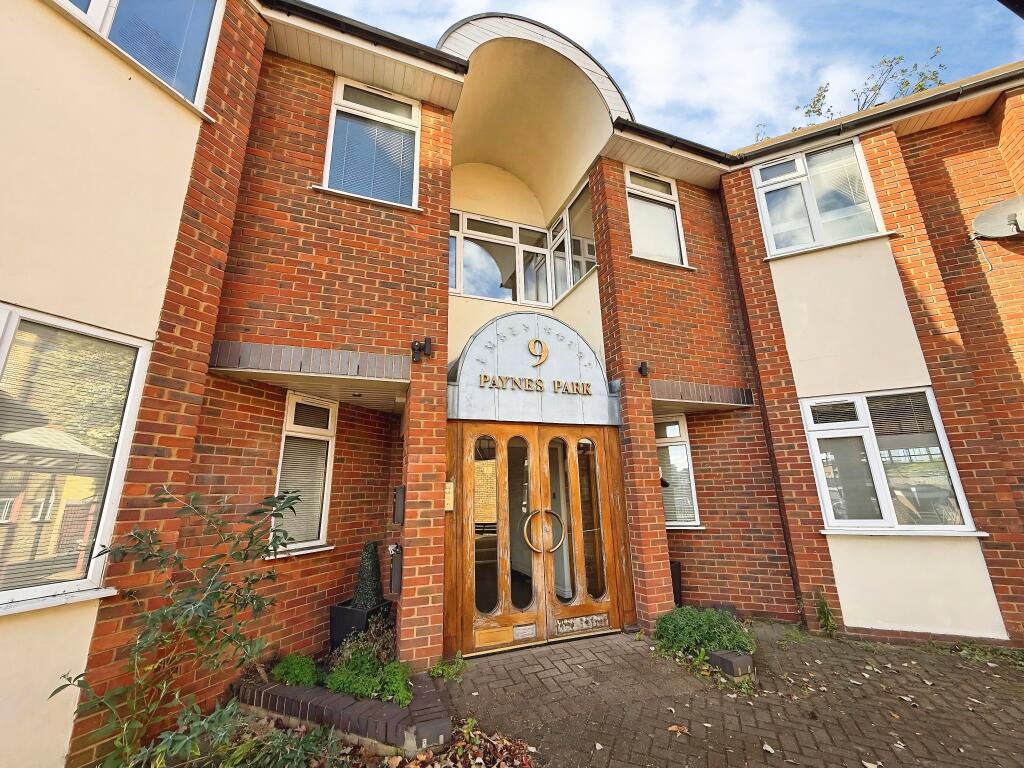 Main image of property: Paynes Park, Hitchin, SG5