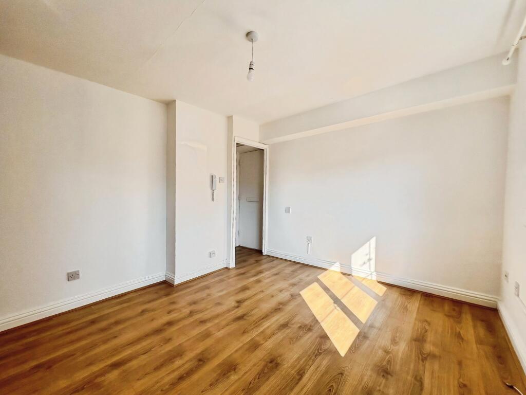 Main image of property: Falcon Avenue, Grays, RM17