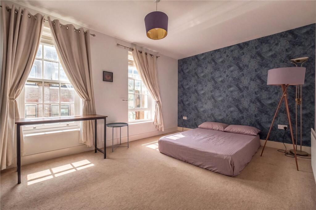 Apartment in Brighton - More