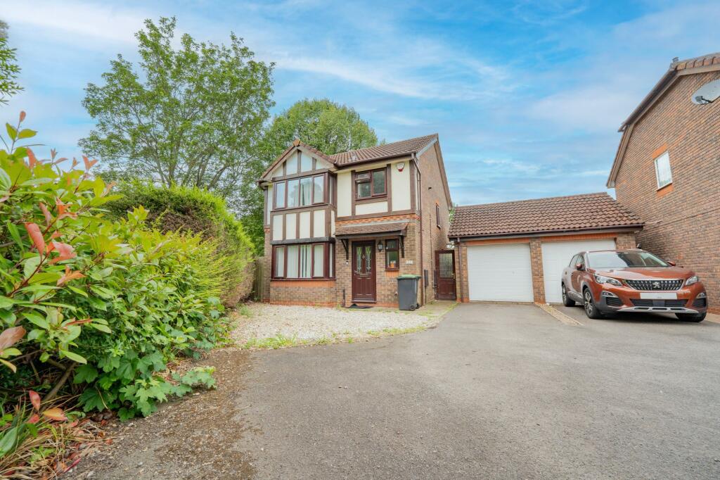 Main image of property: Mountbatten Way, Beeston, NG9
