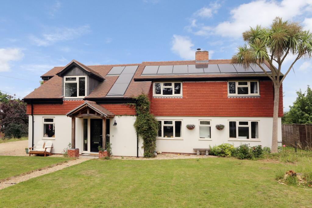 Main image of property: Botley Road, Bishops Waltham, SO32