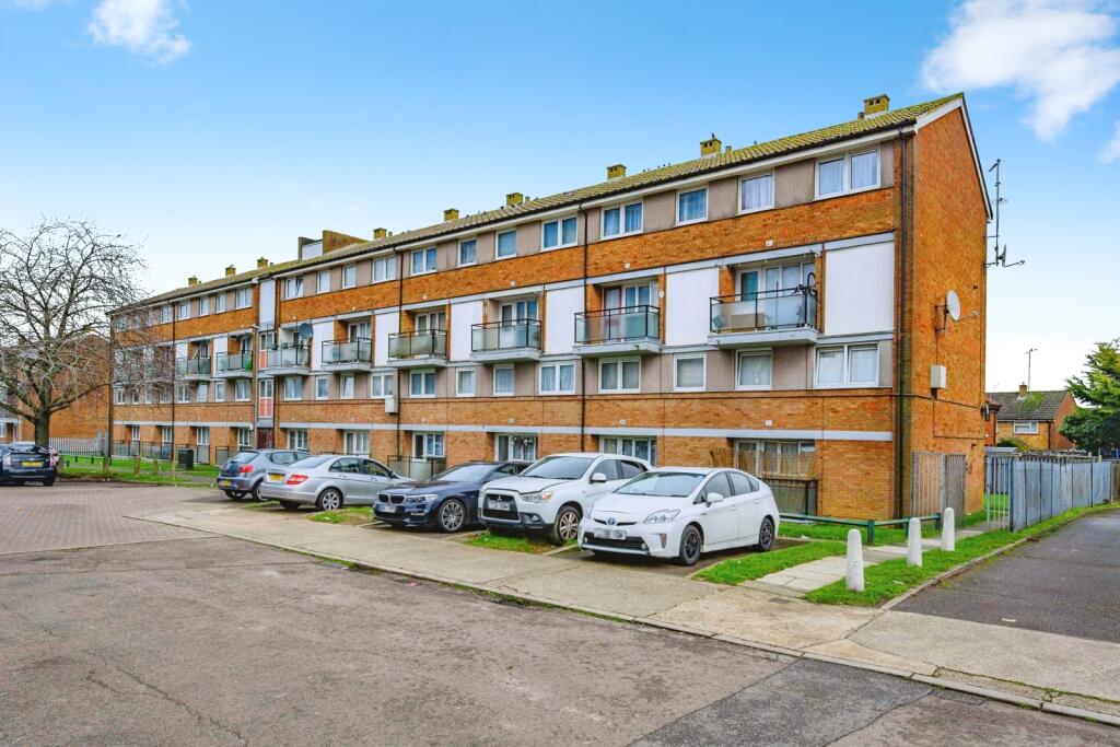 Main image of property: Glaisdale, Luton, Bedfordshire, LU4