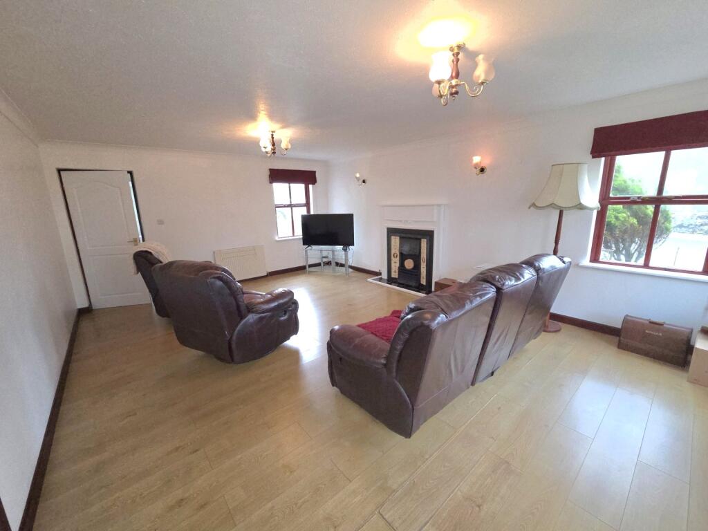 House in Truro - View 3