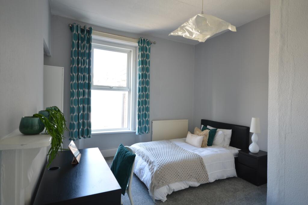 House in Plymouth - View 4