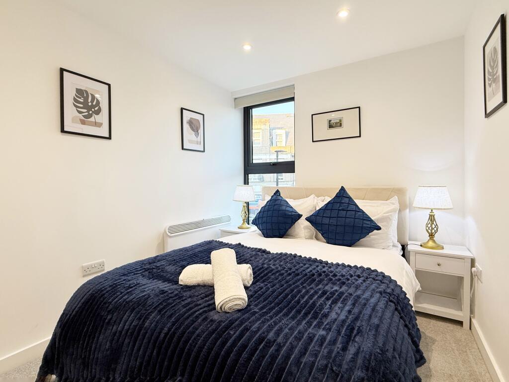 Apartment in London - View 5