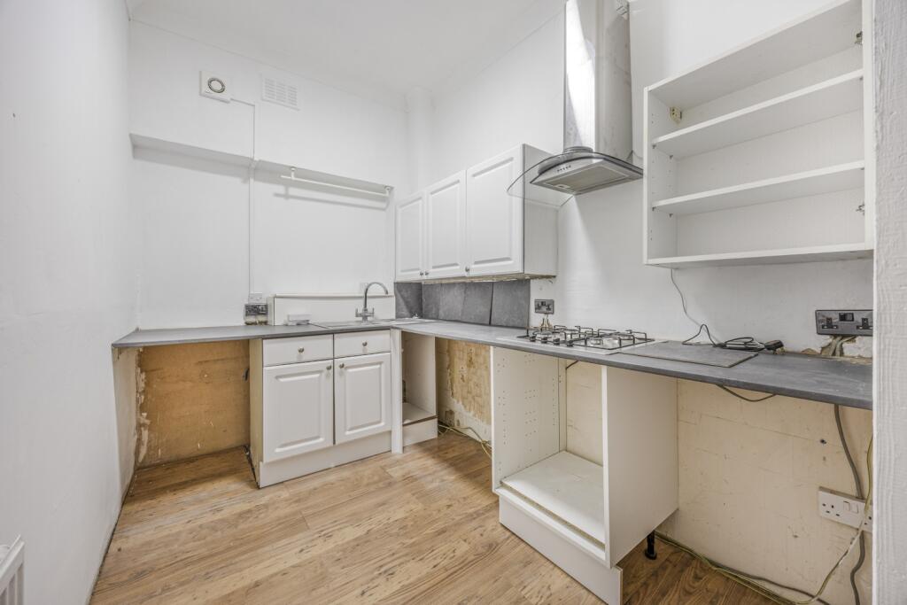 Apartment in London, Aperfield - View 5