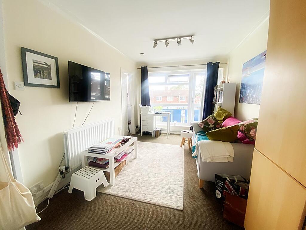 Kearsley Close, Seaton Delaval, Whitley Bay photo 4