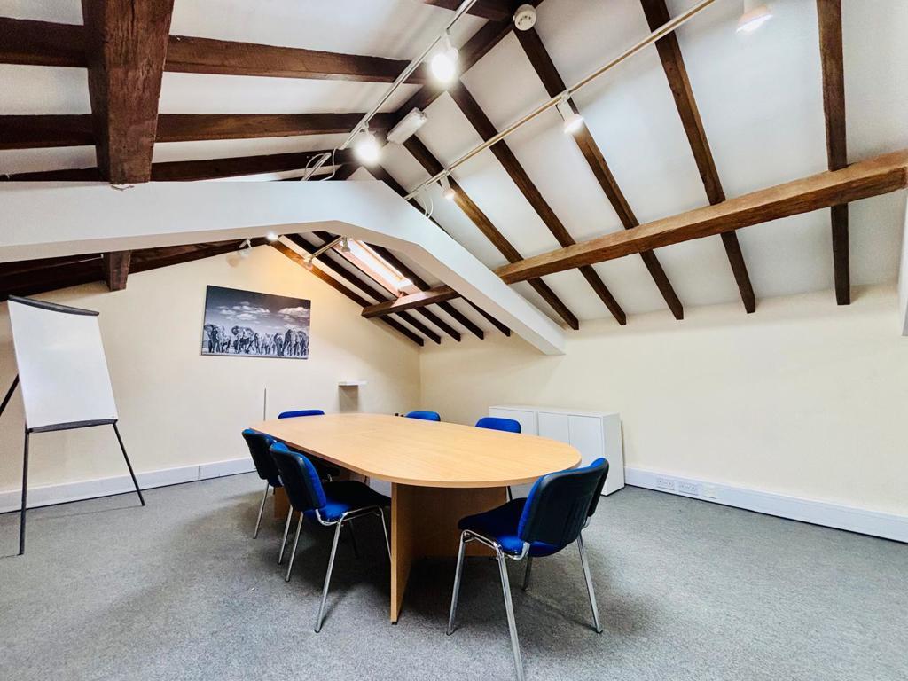 Main image of property: First Floor Offices, The Stables, Manor Farm, Appletree Road, Chipping Warden, Banbury, Northamptonshire, OX17 1LH